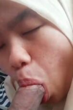Isap kintil di mobil enak