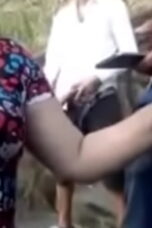 Isap burungku di liatin teman