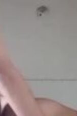 Bokep Indo Ngewe Cewek Polos Berkacamata Doggy