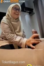 Bu guru yang lagi viral terbaru