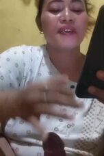 Bokep stw indonesia kocokin kontol selingkuhan